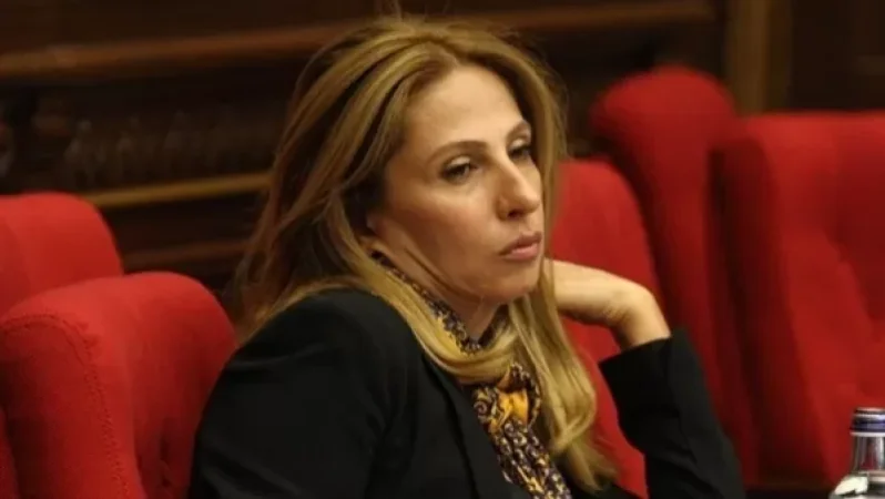 Նիկոլ Փաշինյանի կողմից լրտեսություն անելու և հողերը ծախելու մասին Զարուհի Փոստանջյանի հայտարարությունները քննության առարկա են դարձվել. Փոստանջյանը հրավիրվել էր ՀՔԾ