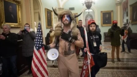 Facebook-ն ԱՄՆ իշխանություններին օգնել է ճանաչել Կոնգրեսի շենքում անկարգությունների մասնակիցներին