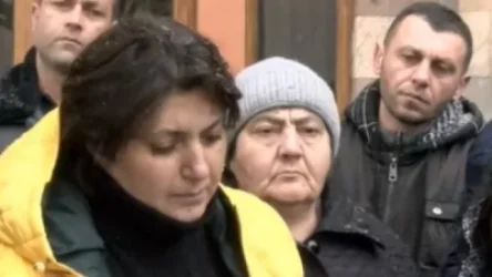 «Զինվորին թիկունք» նախաձեռնության անդամների բողոքի ակցիան՝ կառավարության դիմաց