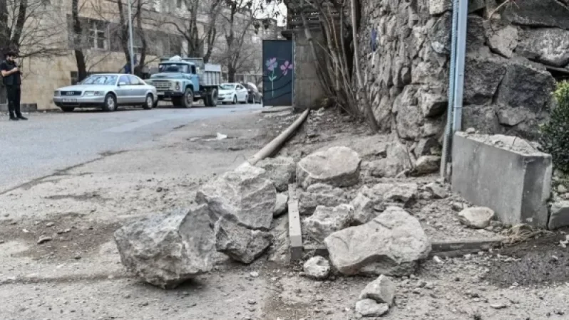 Կոնդում քարաթափում, Արտաշատում պատերի ճաքեր. ինչ են հայտնում քաղաքացիները. «Արմենպրես»