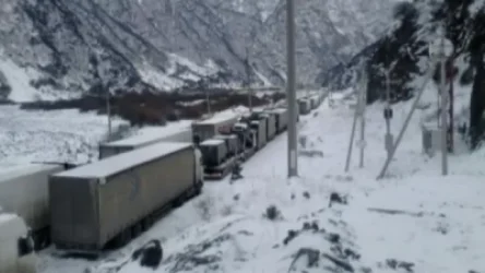 Լարսը շարունակում է փակ մնալ. կան դժվարանցանելի ճանապարհներ