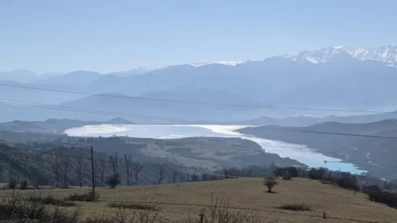 Տիգրան Աբրահամյանը գրառում է կատարել  Սյունիքին սպառնացող վտանգների մասին