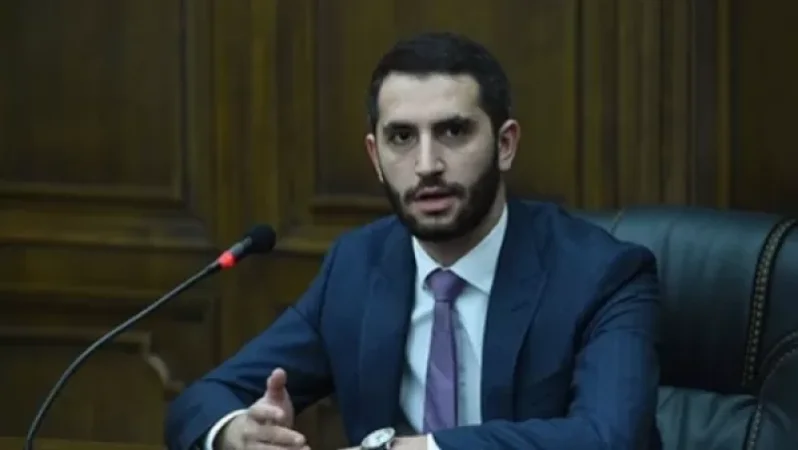 Պատերազմի օրերին զրահաբաճկոններ ձեռք բերելու հարցը բավականին շտապ էր, բայց ՊՆ-ին ուղղեք հարցը. Ռուբեն Ռուբինյանը՝ 600 դոլարով զրահաբաճկոններ գնելու մասին