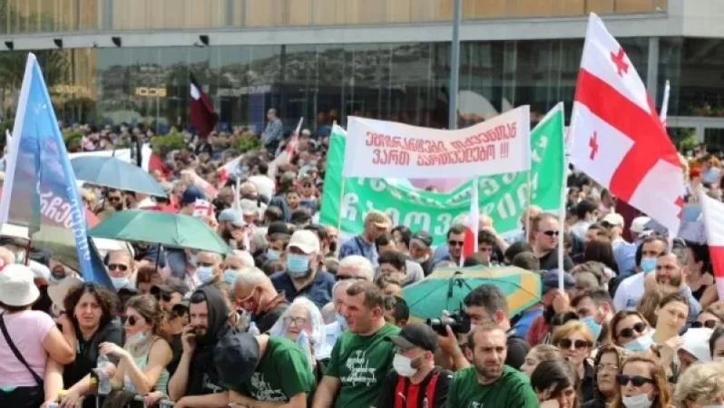 Նամախվանի» ՀԷԿ-ի կառուցման դեմ բողոքի ցույցի մասնակիցները սպառնացել են պարալիզացնել Թբլիսին
