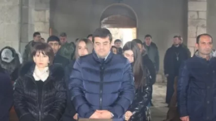 Արայիկ Հարությունյանն ընտանիքի հետ Ամարասի վանքում