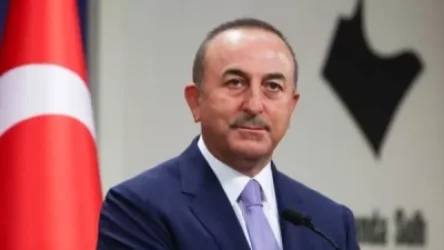 Չավուշօղլուն ԱՄՆ-ին կոչ է արել չեղարկել Իրանի և Վենեսուելայի նավթի ու գազի պատժամիջոցները