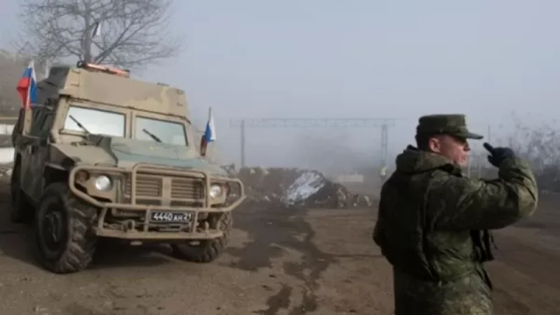 Russian Peacekeepers Ensure Safe Passage of Azerbaijani Military Convoys Through the Lachin Corridor