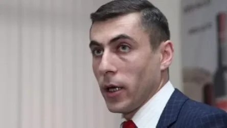 Օդի մեջ կյանքը պայթում է, գարուն է․  Գագիկ Սուրենյան