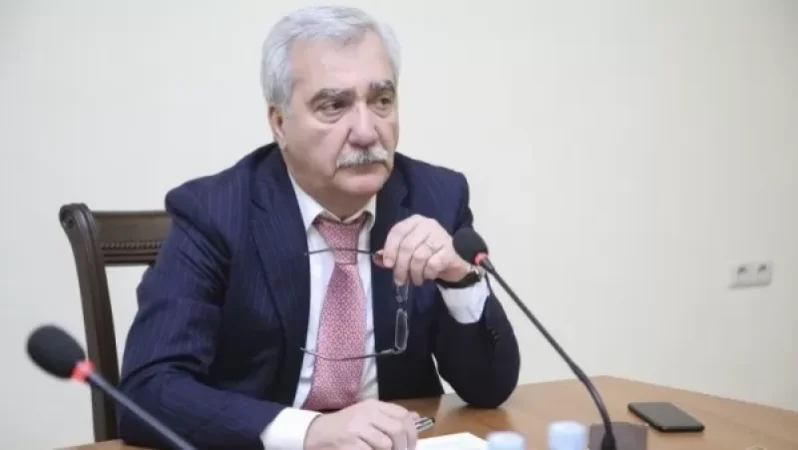 Վազգեն Մանուկյանն առաջնորդում է մարդկանց, ու՞մ վրա է քաղաքացիների գործողությունների  պատասխանատվությունը. Քոչարյան