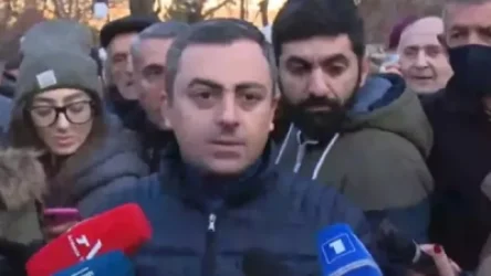 Իրենց վզին շուրջ 10 հազար մարդու արյուն կա, հիմա նորից փորձ անել կրակել ժողովրդի վրա. Սաղաթելյանն՝ Անդրանիկ Քոչարյանի մասին