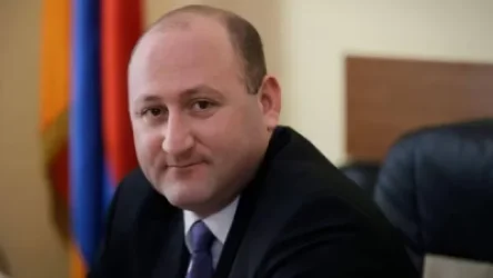 Հայաստանում գրանցված՝ ամերիկյան արտադրության Boeing 737 ինքնաթիռ է հայտնվել Իրանում. միջազգայնագետ