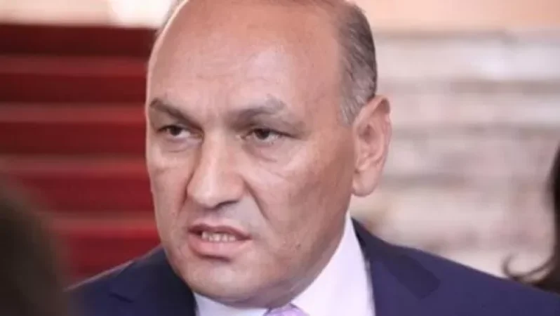 Պահանջում ենք Գագիկ Խաչատրյանի անհապաղ վիրահատության իրականացումը. փաստաբանական խումբ