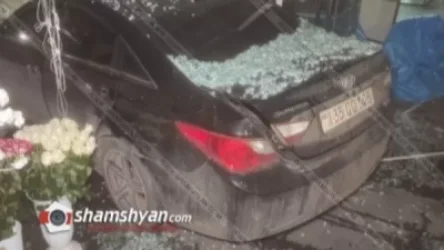 Մեքենան մխրճվել է «Փակ շուկայի» դիմացի ծաղկի սրահի մեջ. վիրավորներ կան