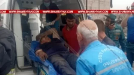 Էքսկավատորը աշխատանքներ կատարելիս կողաշրջվել է, վարորդին տեխնիկայի տակից փրկարարներն են դուրս բերել