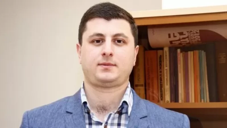 Շարունակեք պաշտոններից ազատել նրանց, ում ներկայությունը բանակում, թեկուզ, նվազագույն շանս է ստեղծում բանակի վերակառուցման. Աբրահամյան