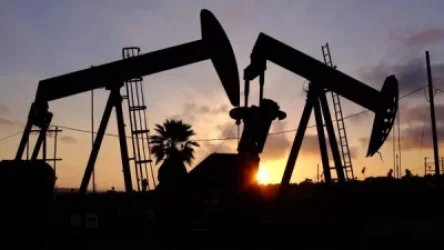 Նավթի համաշխարհային գները 3 տոկոսով իջնում են