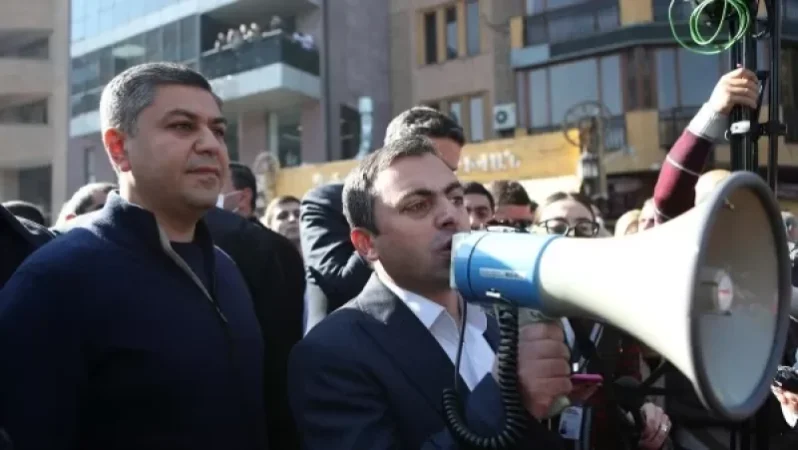 Նախագահը «Հայրենիքի փրկության շարժման» պատվիրակությանը կընդունի 15։40-ին