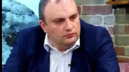 Պետք է ԱԺ նիստ հրավիրել և արտակարգ դրություն հայտարարել. Մհեր Հակոբյան