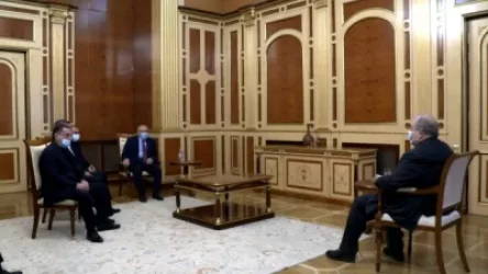 ՏԵՍԱՆՅՈՒԹ. Ընդդիմադիրները նախագահի հետ քննարկել են լարվածության թուլացմանը վերաբերող հարցեր