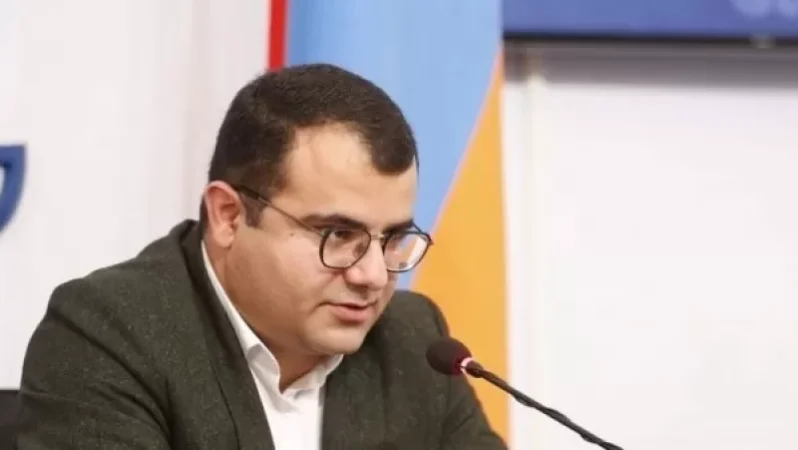 Քաղաքապետի խոսնակը պարզաբանել է, թե ինչու քաղաքապետը չի մասնակցել հավաք-երթին