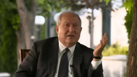 Սա մի թունել է, և եթե այդ թունելի վերջում լույս է երևում՝ ԼՂ-ի հիմնախնդրի վերջնական ու խաղաղ կարգավորման լույսը. Սարգսյան