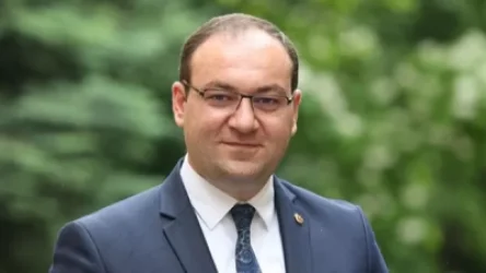 Վահագն Ալեքսանյանն այսօր կրկին «փայլել» է անգրագիտությամբ ու անտեղյակությամբ․ Բաբայան