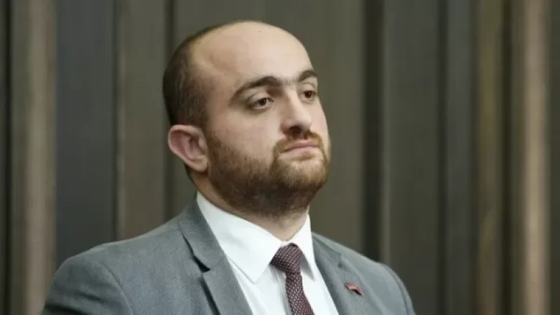 Ներկայացրել եմ մանդատից հրաժարվելու դիմում,կշարունակեմ գործունեությունս մարզպետի պաշտոնում. Արագածոտնի մարզպետ