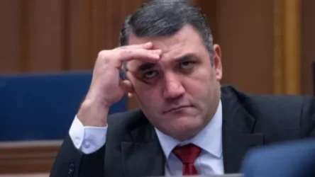 Թալանել են Գևորգ Կոստանյանի հոր ավտոմեքենան