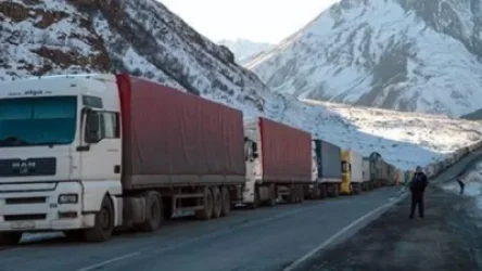 Վրաստանում բեռնատարները կախտահանվեն և պարեկային ոստիկանության ուղեկցությամբ, կշարունակեն իրենց ընթացքը