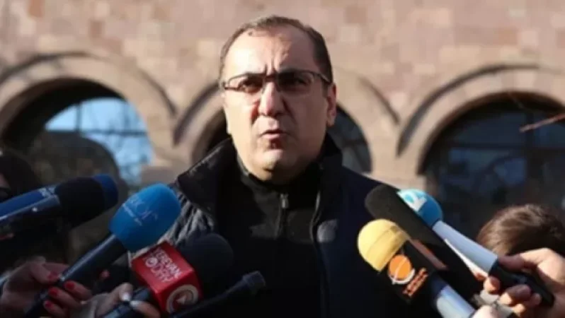 Իմ խուզարկության սանկցիայի մեջ գրված էր, որ ես «Արմենպրես»-ի տնօրենն եմ.  Սաղաթելյան