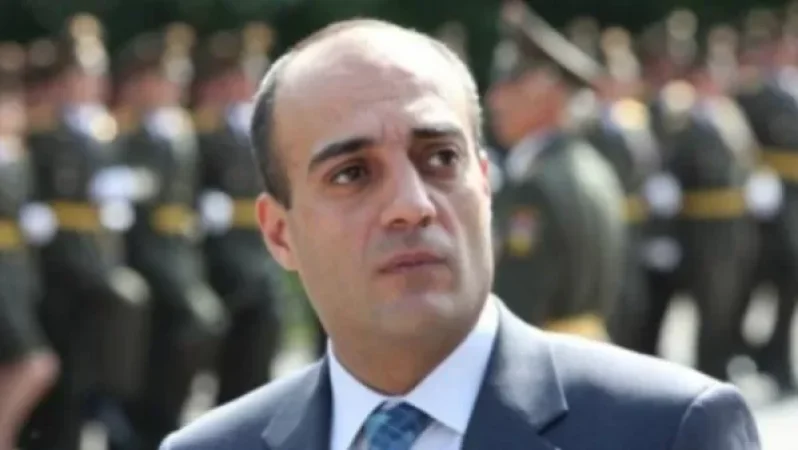 Վաղը՝ 13.00, ՊՆ-ի մոտ բոլորս, ով «բանակ» լսելիս ասում է «ես եմ». Արման Սաղաթելյանի կոչը