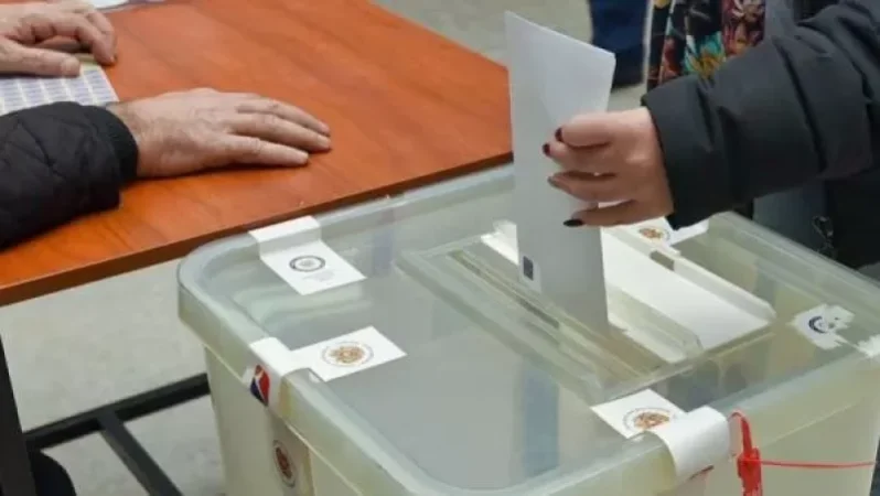 Արցախում խորհրարանական և նախագահական ընտրություններ են
