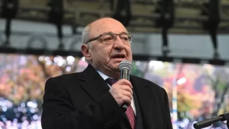 Վազգեն Մանուկյանը կարծում է, որ արտահերթ ընտրությունները պետք է լինեն ոչ գործող իշխանության օրոք