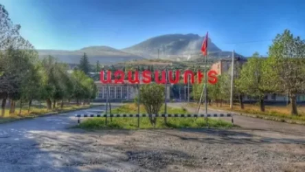 «Ամբողջ մարզը ահաբեկված է, ռուս խաղապահներ էին եկել Ազատամուտ համայնք և չափագրումներ էին կատարում». Ազատամուտի բնակիչ. Փաստինֆո