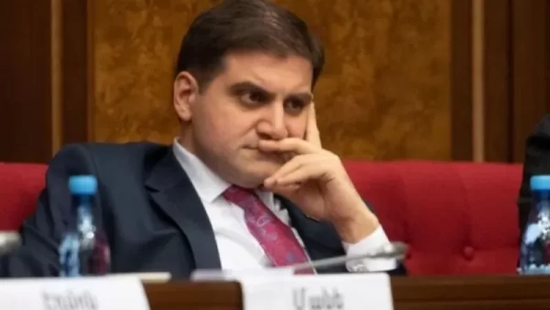 Սպառնում են՝ շուտով Քոչարյանը գալու է իշխանության և մորթելու է ինձ. Արման Բաբաջանյան