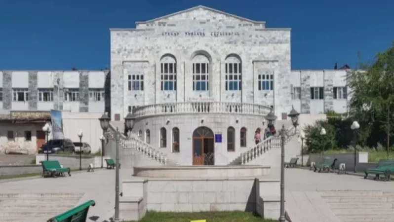 Students and Professors of Artsakh's Main University Write Letter in Russian to the National Assembly, Rector Claims Unaware