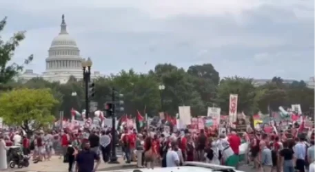 ՏԵՍԱՆՅՈՒԹ. Նեթանյահուի ելույթից առաջ պաղեստինամետ ցուցարարների և ոստիկանների միջև բախում է եղել