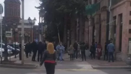 Գյումրիի լեփ-լեցուն փողոցները.  #մնա_տանը