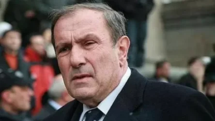 Լևոն Տեր-Պետրոսյանն առաջարկում է սառեցնել Ապրիլյան պատերազմի հանգամանքների հետաքննությունը