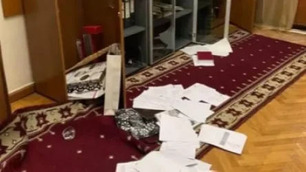 Լուսանկարներ են հրապրակվել Ազգային ժողովի շենքի ներսից