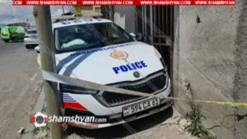 Պարեկը ծառայողական ավտոմեքենայով բախվել է էլեկտրասյանը, կա վիրավոր. վթարային իրավիճակ ստեղծած վարորդը փախել է