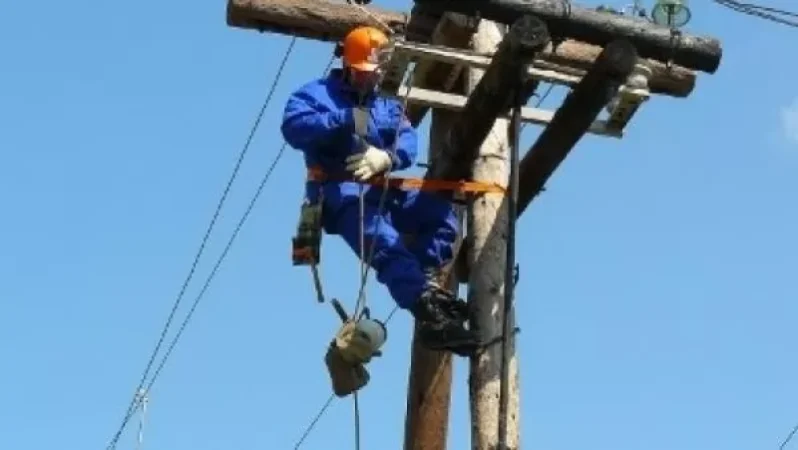 Փրկարարները հենասյան վրայից իջեցրել են հոսանքահարված քաղաքացու դի