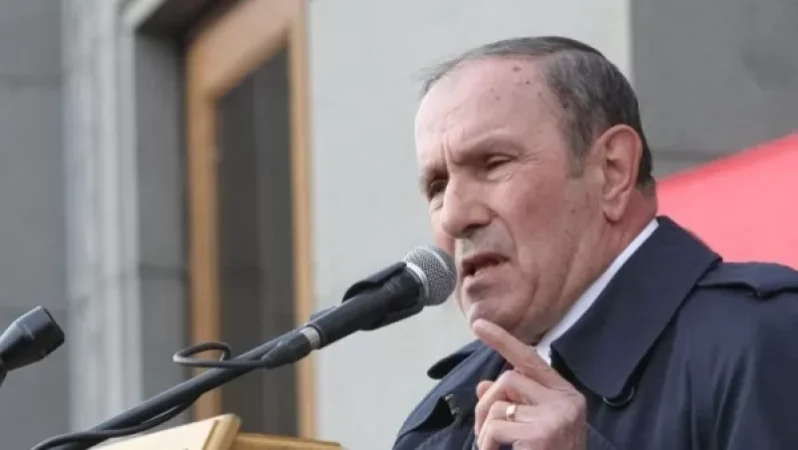 Առաջին նախագահը միաժամանակ հույս է փայփայում, որ ողջախոհությունը վերջիվերջո կհաղթի. Լևոն Տեր-Պետրոսյան