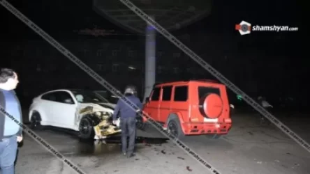 Խոշոր ավտովթար Երևանում. կրկեսի դիմաց բախվել են BMW X6-ն ու Mercedes-ը. BMW-ի վրայից համարանիշները հանել էին. Shamshyan. com