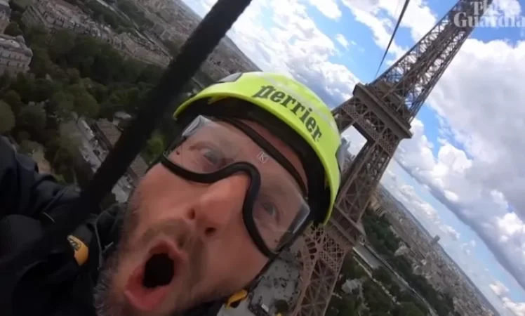 Video: Zipline on Eiffel Tower