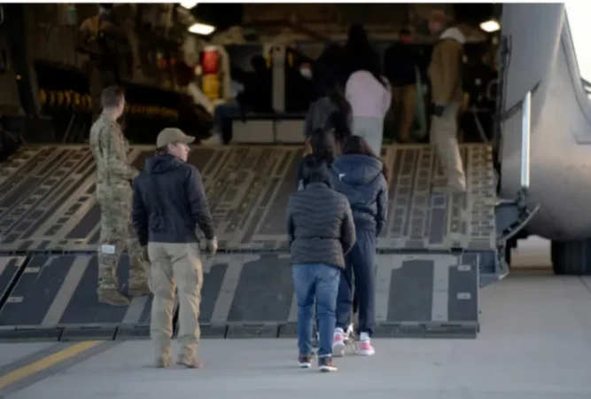 Ամերիկայում զանգվածային արտաքսումներ են․ մոտ 100 իրանցիներ լքել են երկիրը