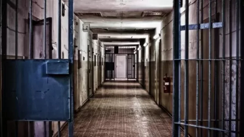 «Կոշ»-ի բանտապետը գործարքի մեջ է մտել «զոն նայողի» հետ. «Ժողովուրդ»