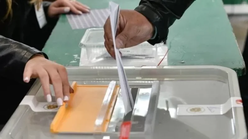 Հերթական աճպարարությունը՝ ԸՕ-ում. Փաշինյանը հրաժարական տա, բայց արտահերթ ընտրություններ չնշանակվեն. «Հրապարակ»