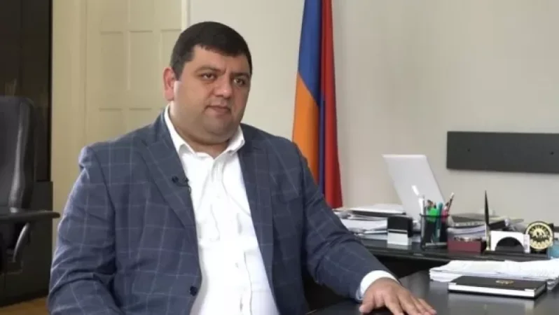 Հորդորում եմ Կապանի պաշտպանության, անվտանգության և սահմանների մասին ժամանակավրեպ լուրեր չտարածել. Փարսյան