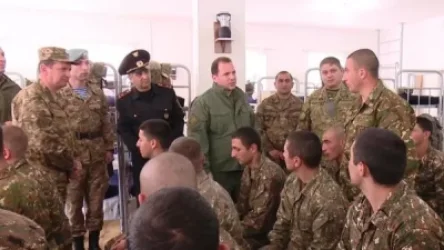 Դավիթ Տոնոյանն աշխատանքային այց է կատարել Պաշտպանության բանակ